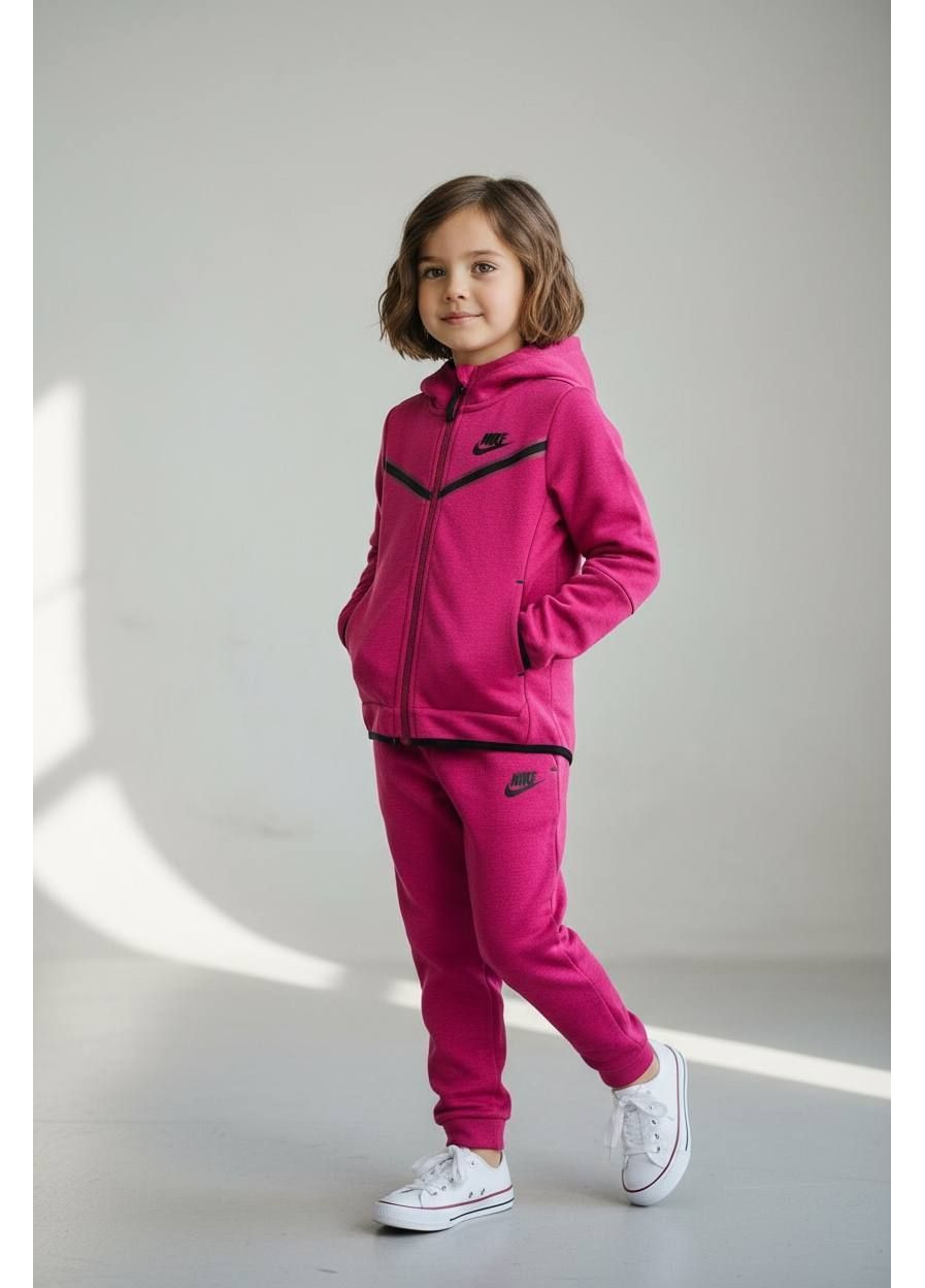 Спортивний костюм Nike (366668360)