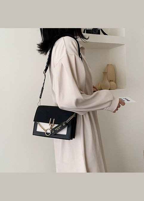 Женская сумка 5305 кросс-боди на три отдела черно белая No Brand (314893461)