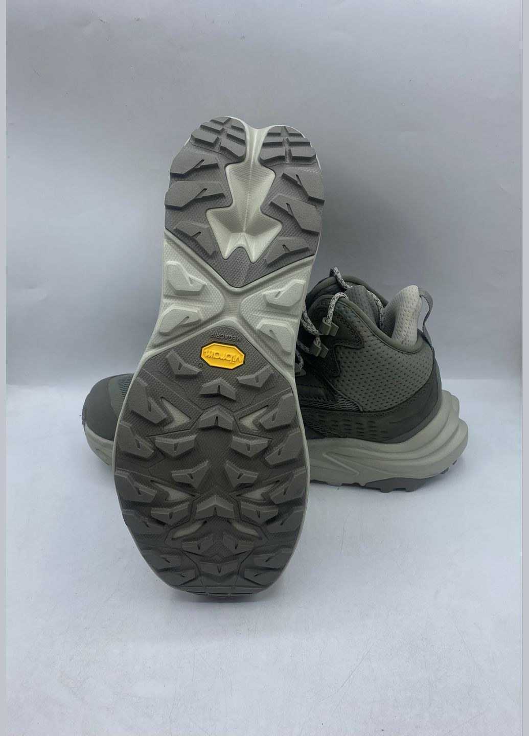 Хаки ботинки one one anacapa 2 mid gore-tex HOKA