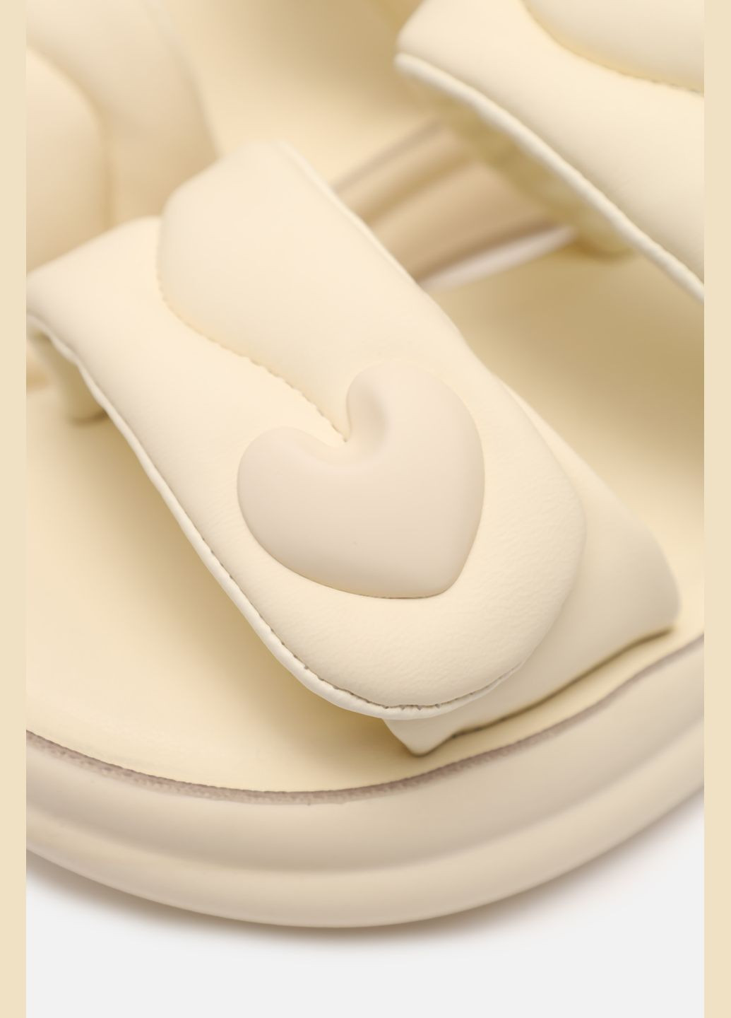 Молочные босоножки для девочки цвет молочный цб-00266013 Buddy Sheep