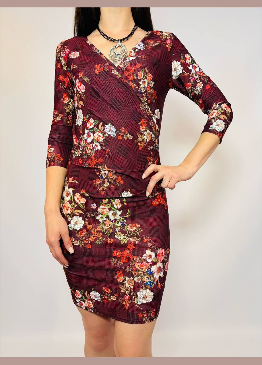 Бордова сукня Sisters Point з квітковим принтом