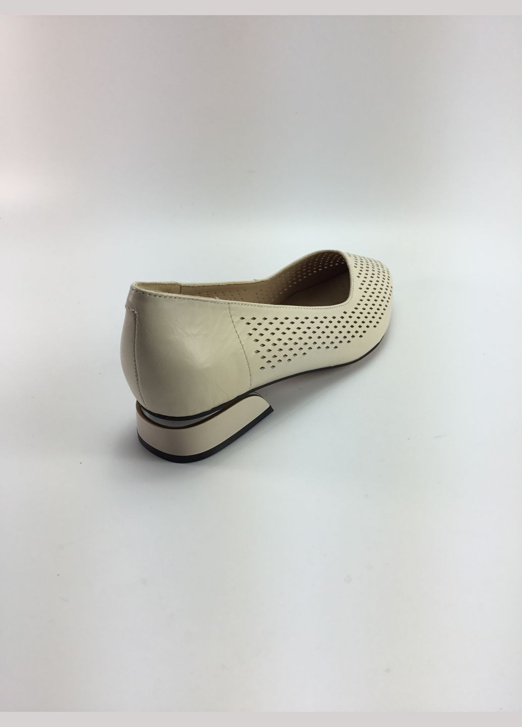 Anna Lucci Женские перфорированные туфли бежевый з натуральная кожа, турция — лето (323637004)