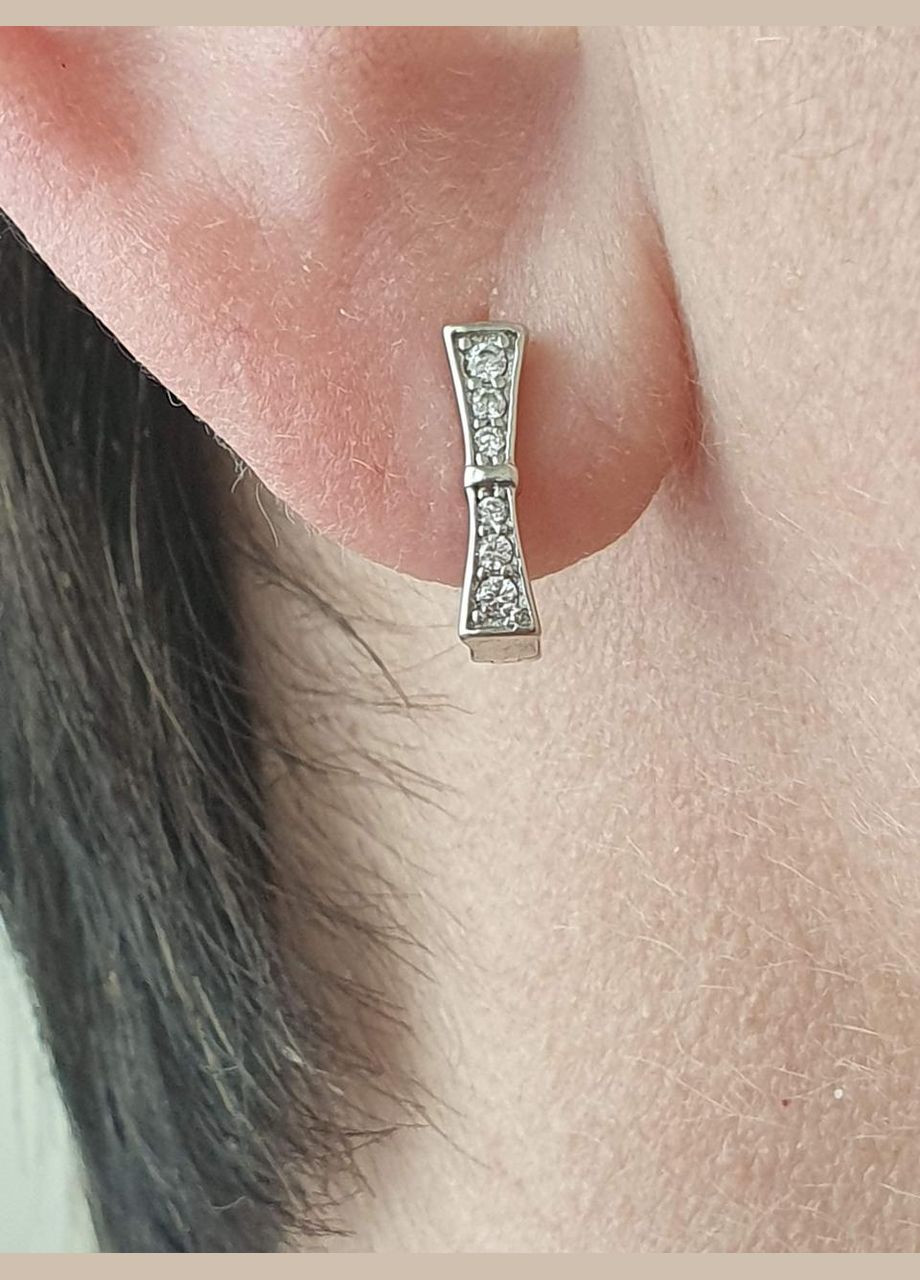 Серебряные серьги Бантик с фианитами. GE1158 Podium (296594940)
