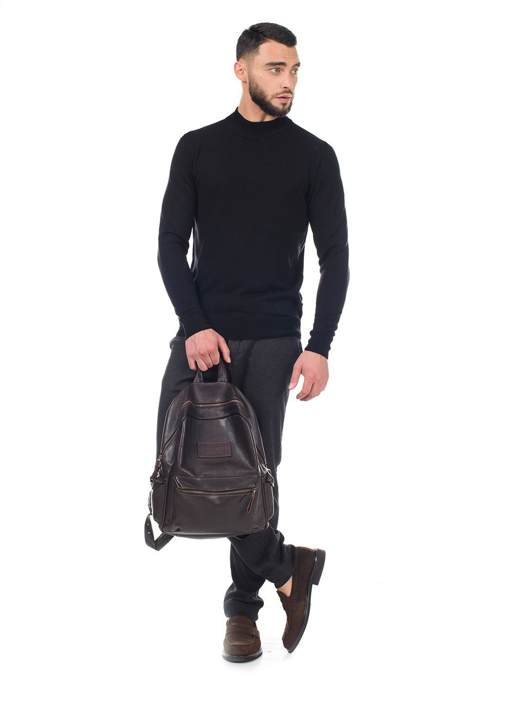 Черный мужской тонкий свитер "стойка" SVTR