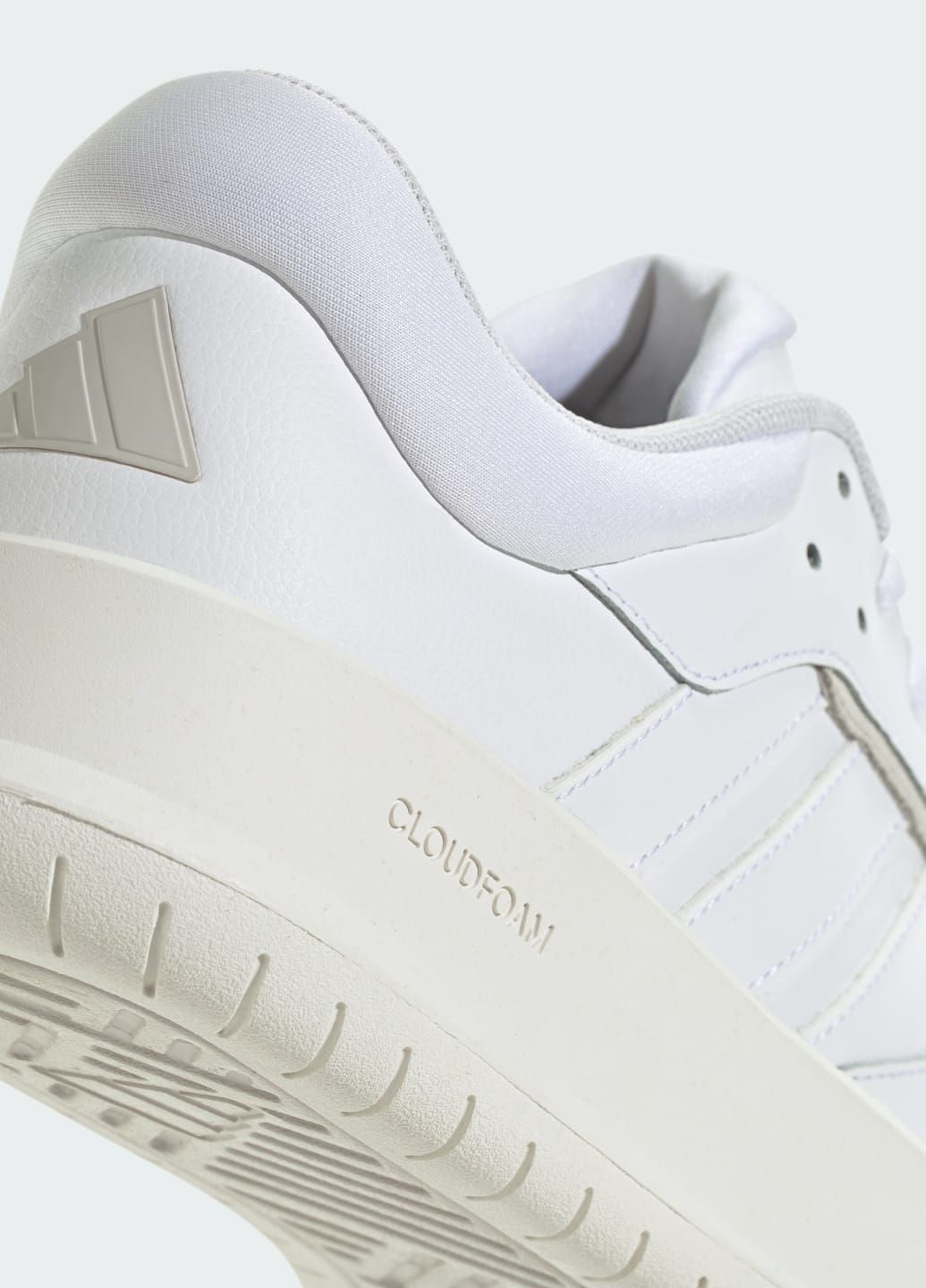 Білі Літні кросівки court 24 adidas