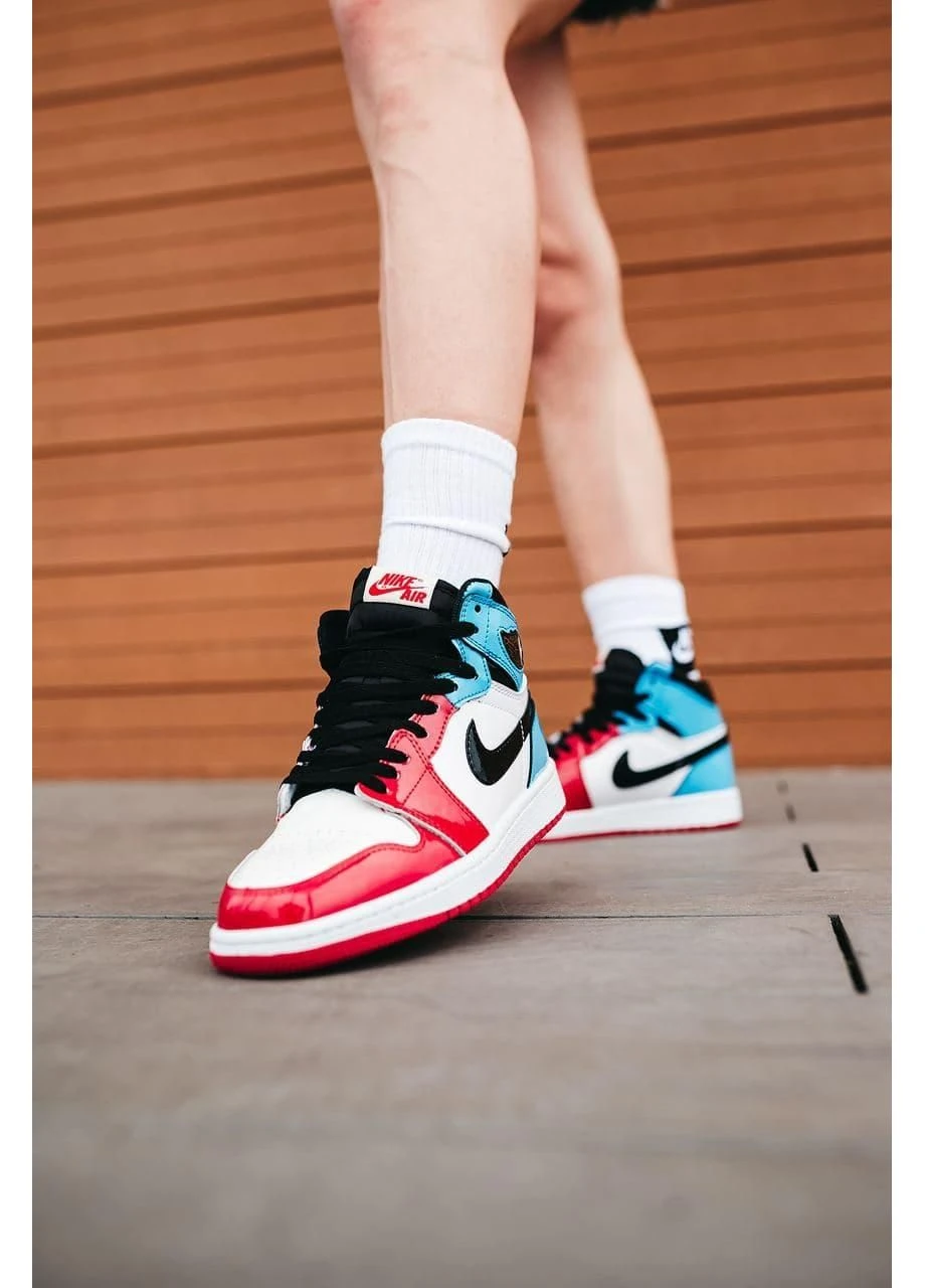 Белые летние кроссовки nike air jordan 1 retro high blue red white 2 найк аир джордан No Brand
