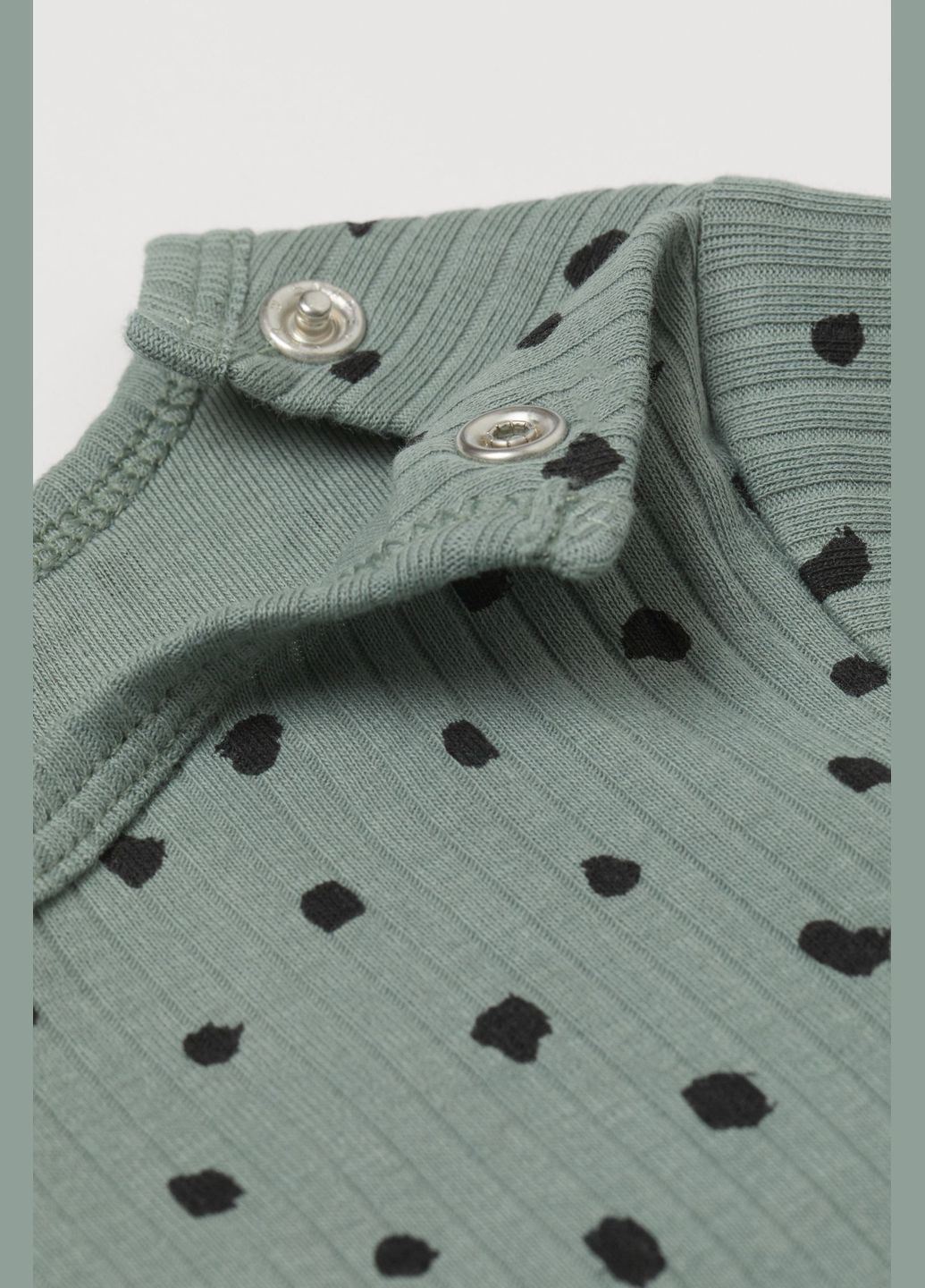 Оливковий (хакі) літній комплект (лонгслів, легінси) H&M