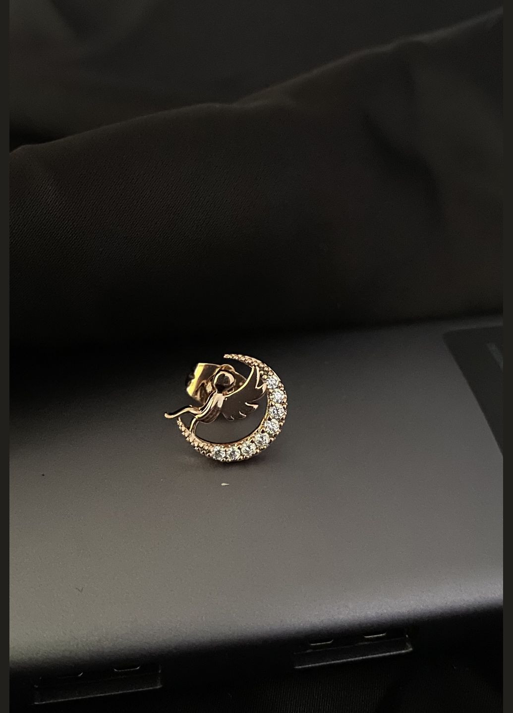 Сережки з янголом англійський замок золотого кольору 30722 Fashion (335814420)