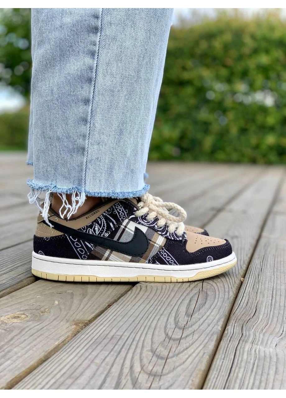 Серые летние кроссовки nike sb dunk low x travis scott cactus jack grey найк сб данк No Brand