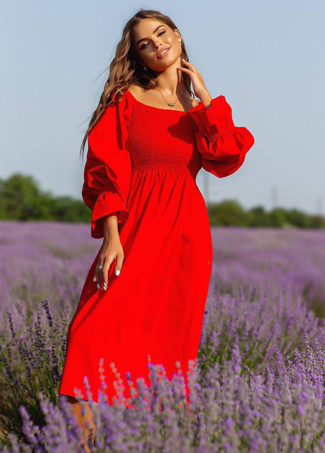 Червона повсякденний жіноча лляна сукня міді з рукавами ліхтариками з відкритими плечима Tik-Tak однотонна