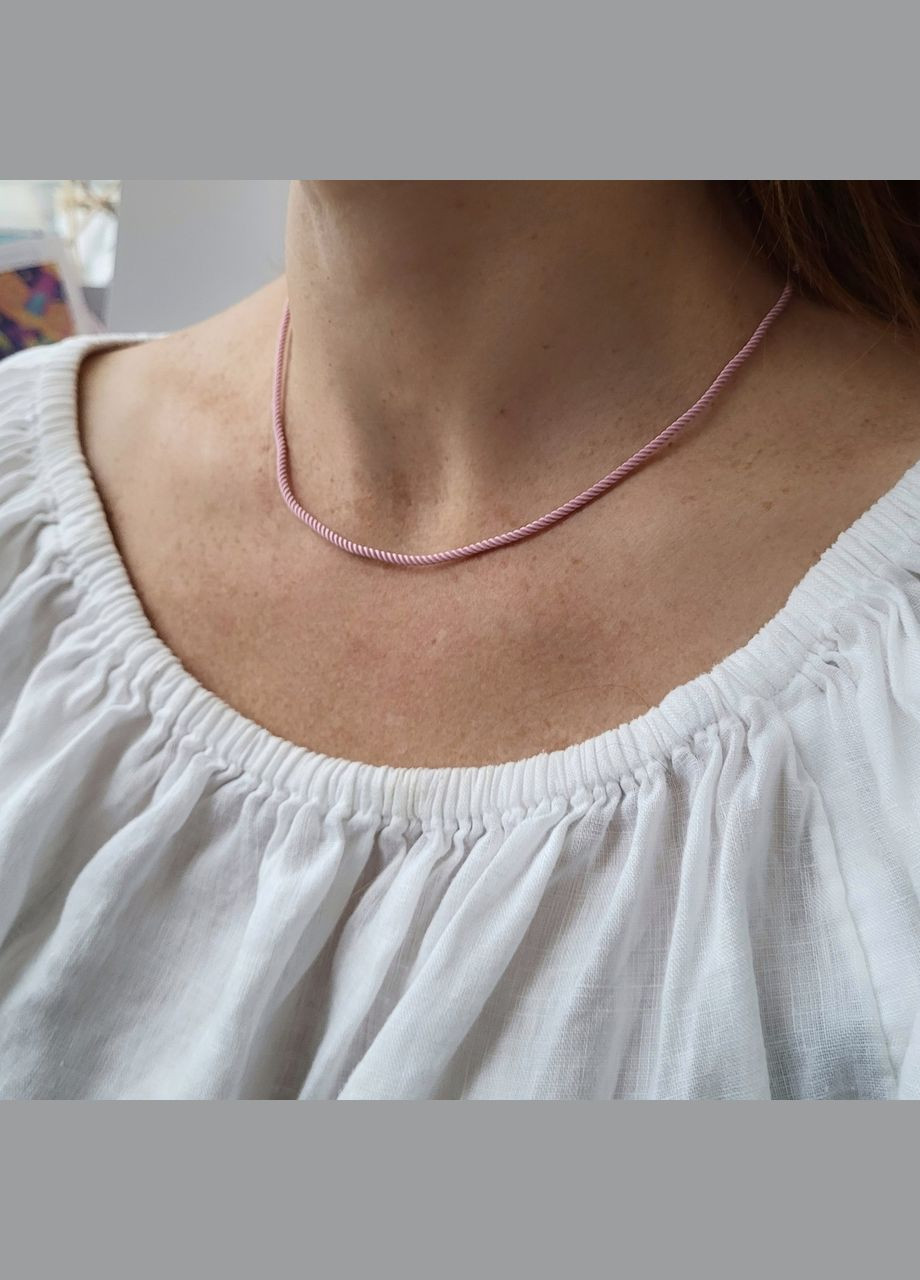 Шнурок на шею милан нежно розовый шелковый 2 мм см серебро 925 пробы 6010/2 0.98г No Brand (306854850)