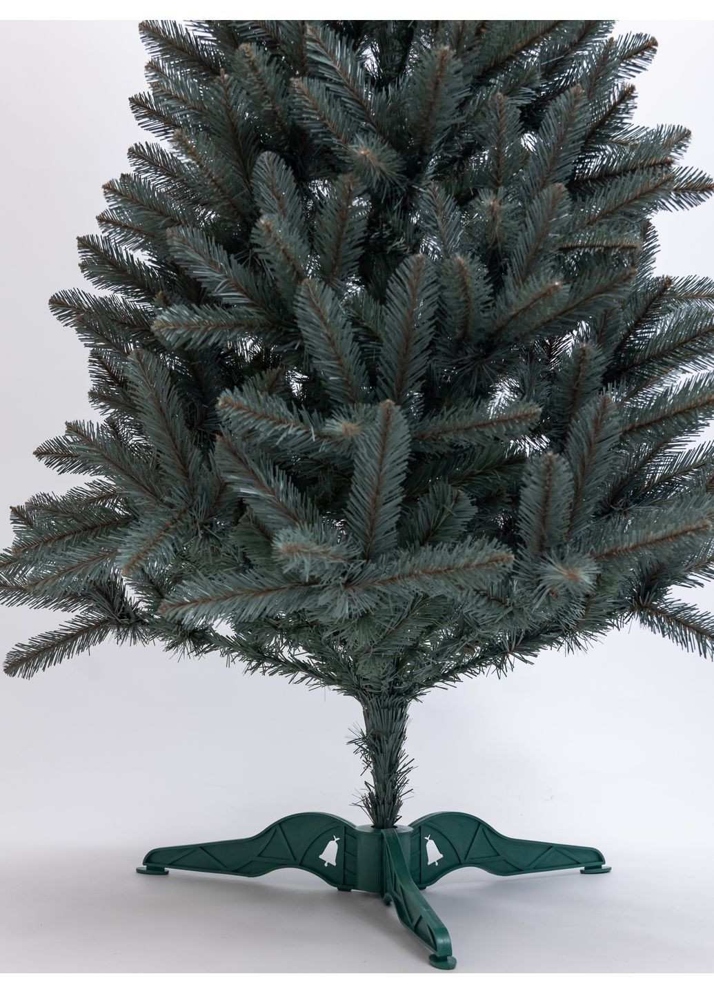 Штучна ялинка Делюкс 2,2 м блакитна SOK-22-6 No Brand (366830733)