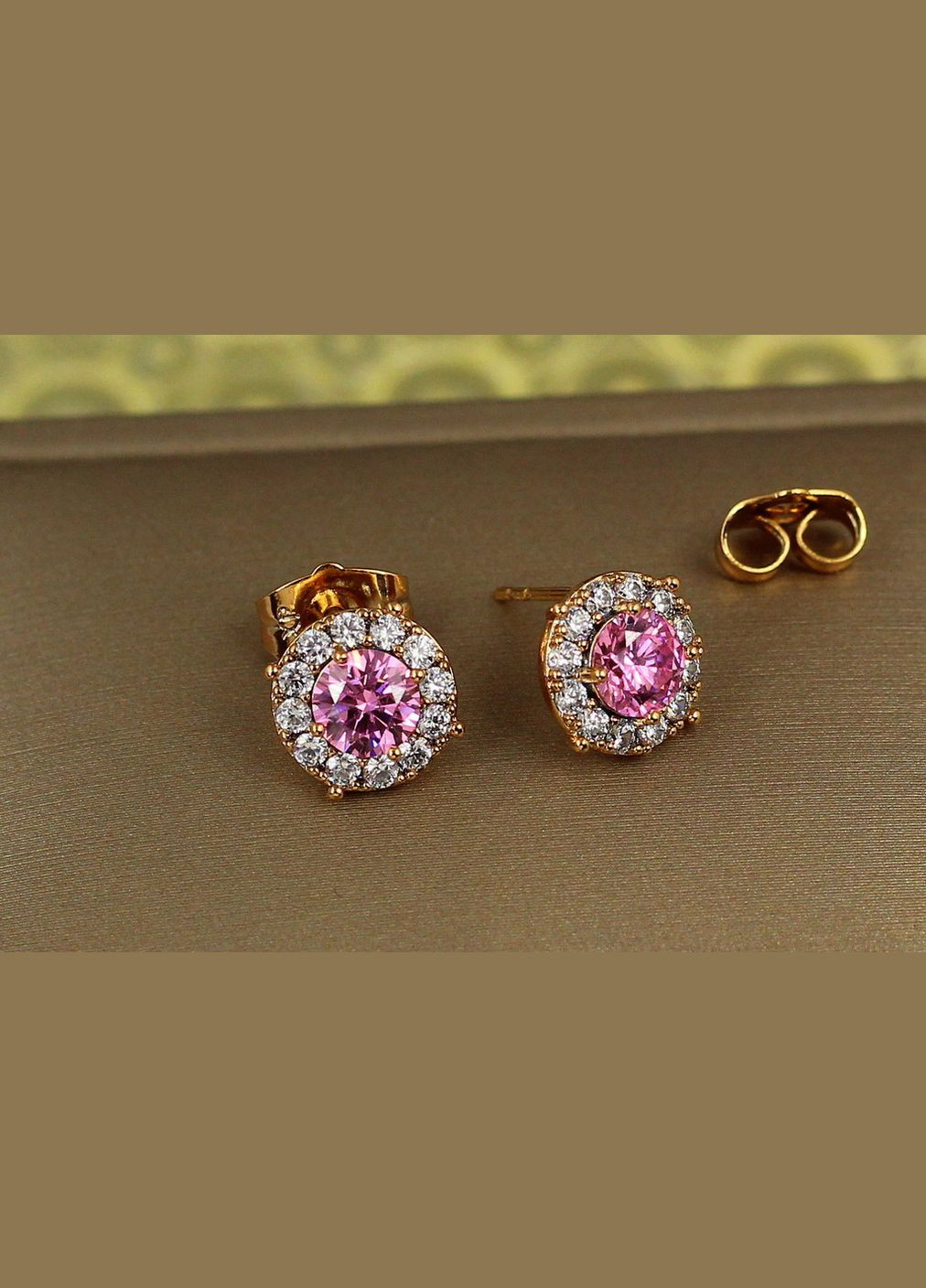 Сережки гвоздики рожевий камінь в обідку із фіанітів 9 мм золотисті Xuping Jewelry (316434164)