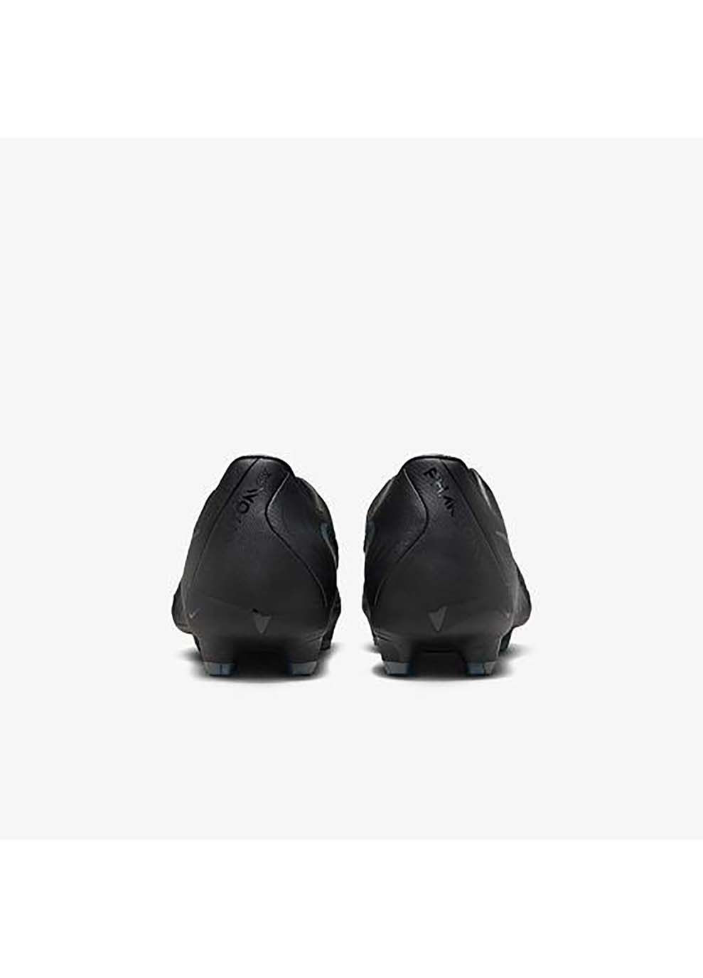 Черные мужские бутсы phantom gx ii academy fg/mg черный Nike