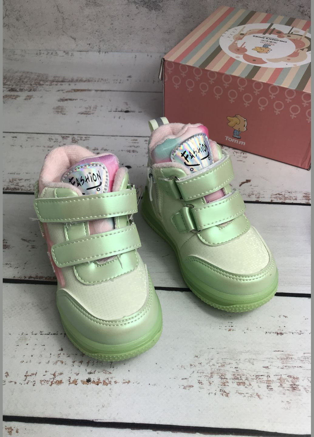 Салатові осінні кросівки демісезонні дитячі для дівчинки том.м салатовий (126) Том.М
