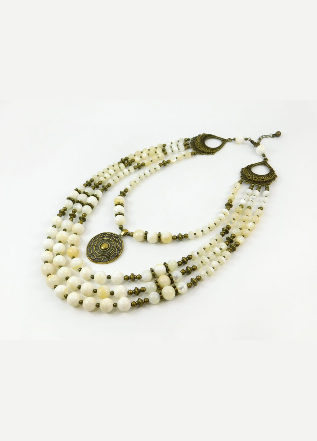 Эксклюзивные бусы "Аврелия" Перламутр, рондель, 4 ряда Fursa fashion (322314598)