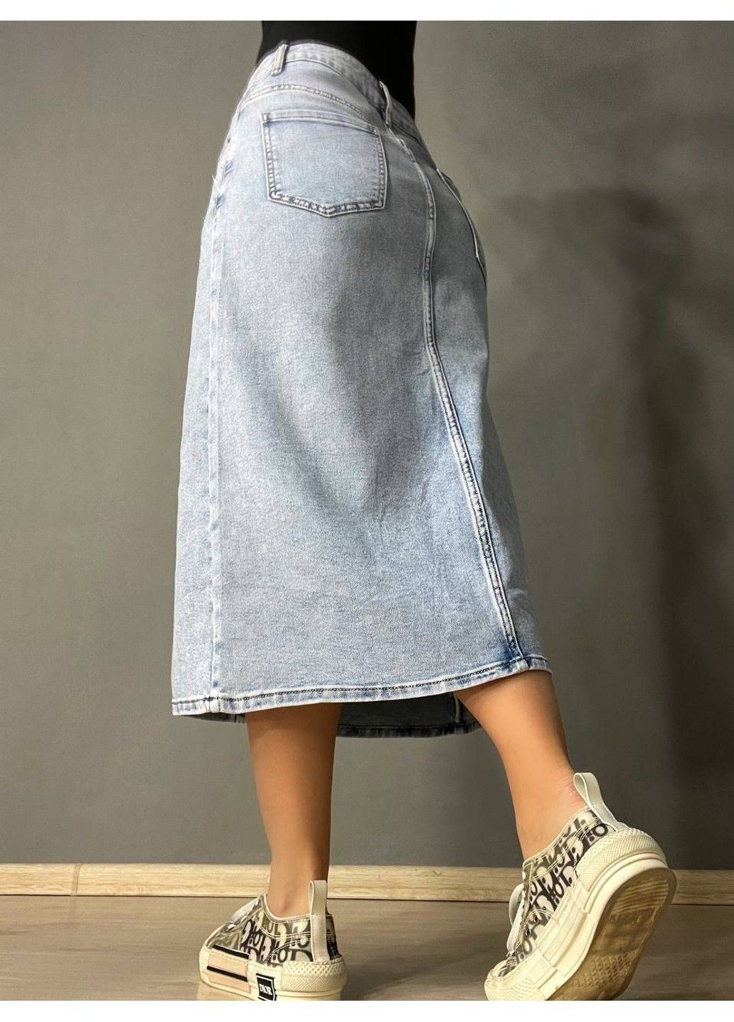 Спідниця жіноча джинсова Liana 421 розсип камінців пряма розріз попереду стрейчева великі розміри блакитна Lian (327308786)