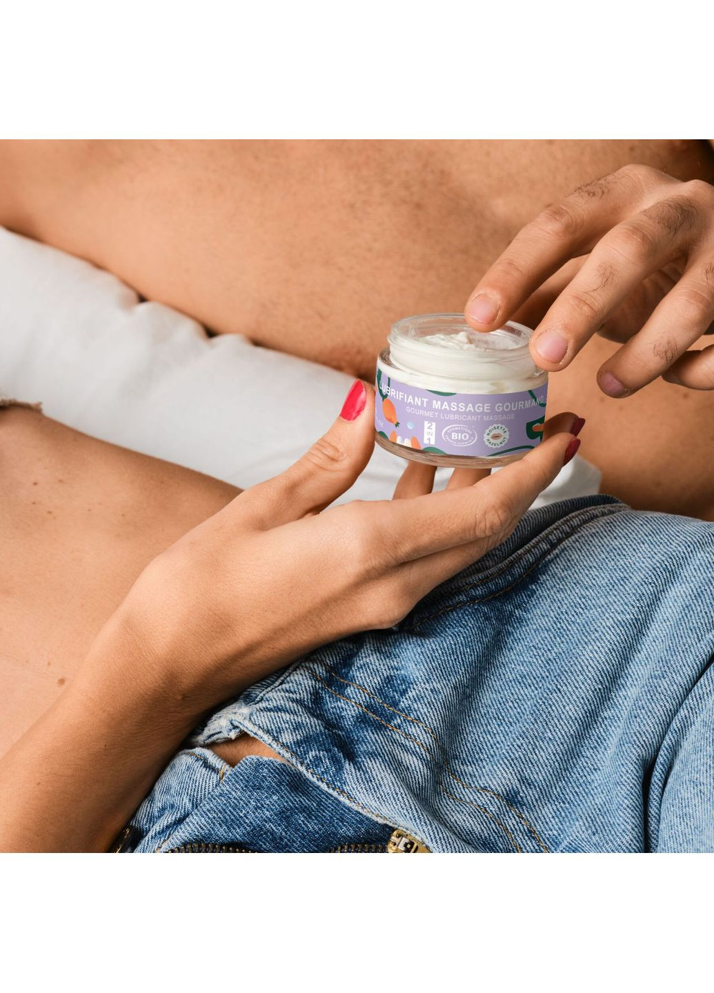 Массажное масло-лубрикант с ароматом и вкусом фундука Couple Gourmand Noisette 50 мл Goliate (369623233)