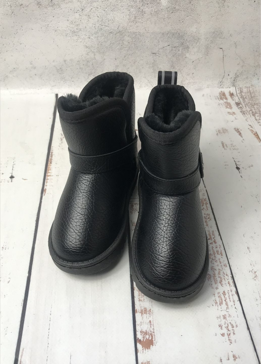 Черные угги детские черный (1016) Apawwa с пряжкой