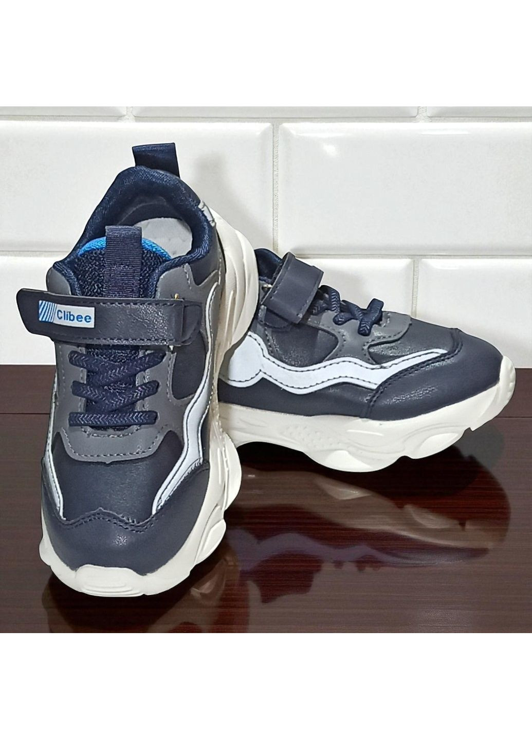 Синій Осінні демісезонні кросівки для хлопчика на липучці клібі Clibee