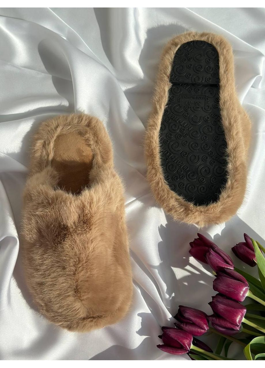 Жіночі пухнасті тапочки / Жіночі теплі капці із штучного хутра мокко / Жіночі м’які домашні тапки кольору мокко No Brand (367102221)
