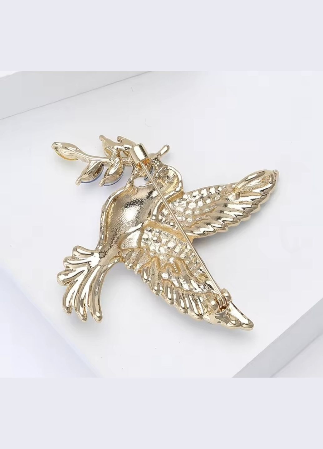 Патріотична брошка "Голуб" China (345750844)