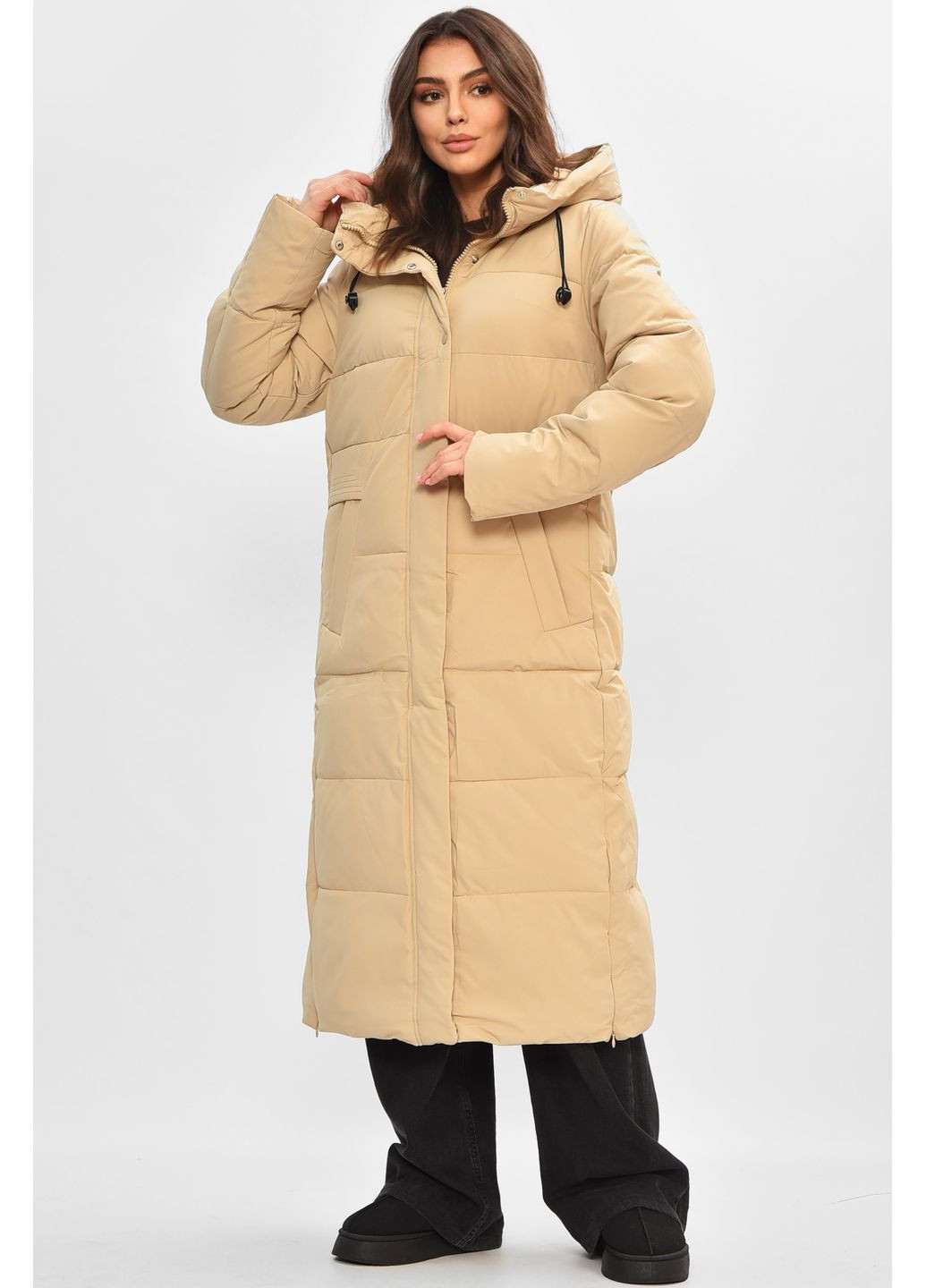 Світло-бежева зимня куртка жіноча подовжена зимова світло-бежевого кольору Let's Shop