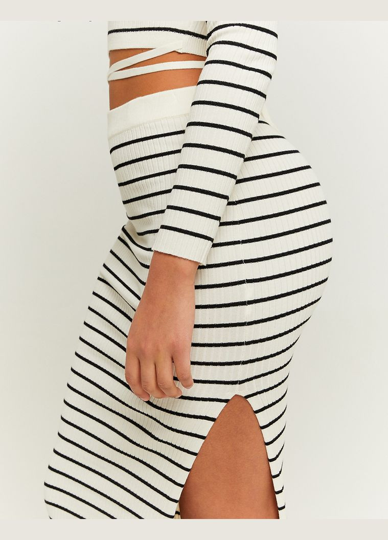 Черно-белая однотонная юбка Tally Weijl