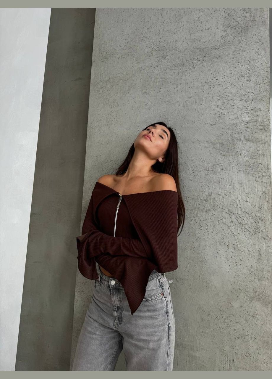 Кофтинка з відкритими плечима Adelante (316067555)