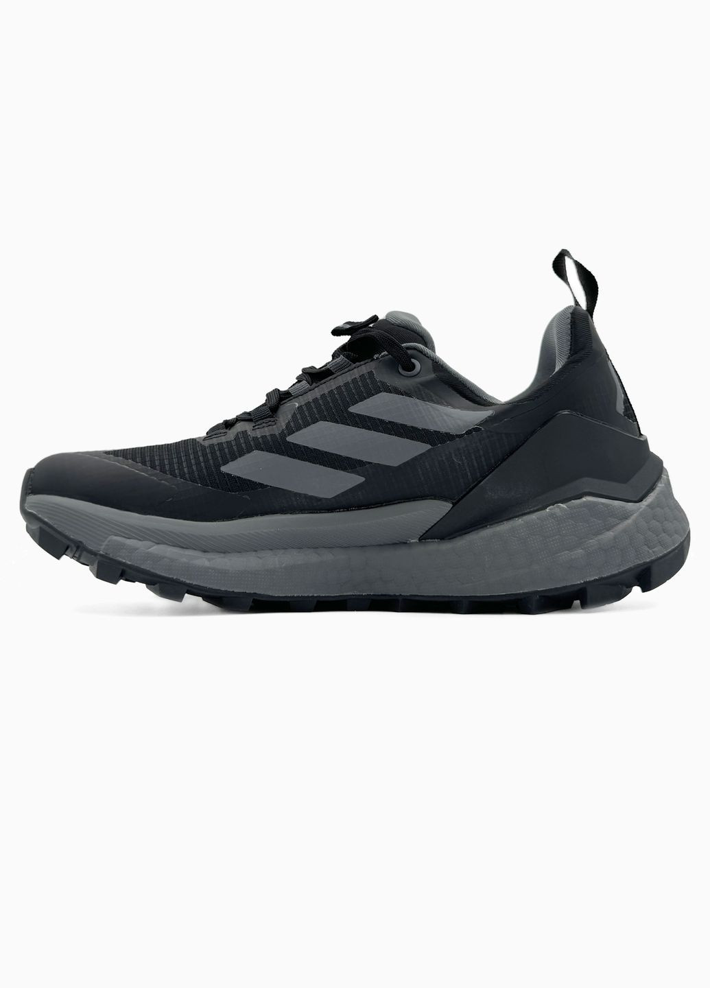 Серые демисезонные кроссовки мужские adidas terrex gore-tex low grey | адидас террекс серые No Brand