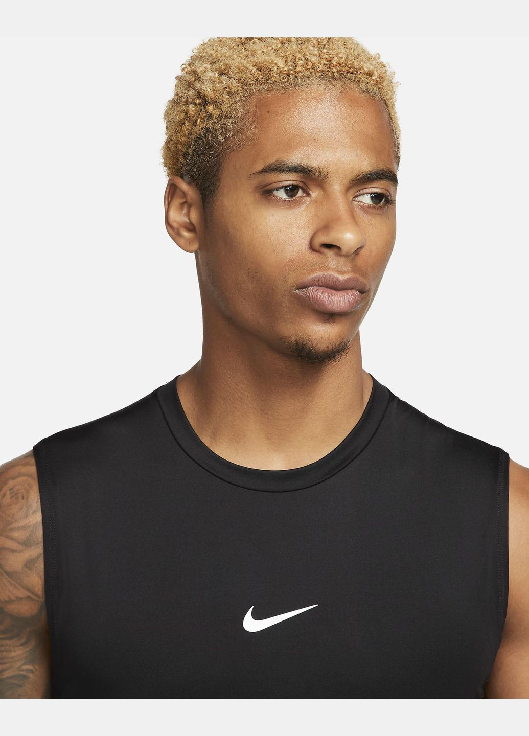 Компрессионная Майка Pro Men' Dri-FIT Tight Sleeveless(FB7914-010) S Nike (297524869)
