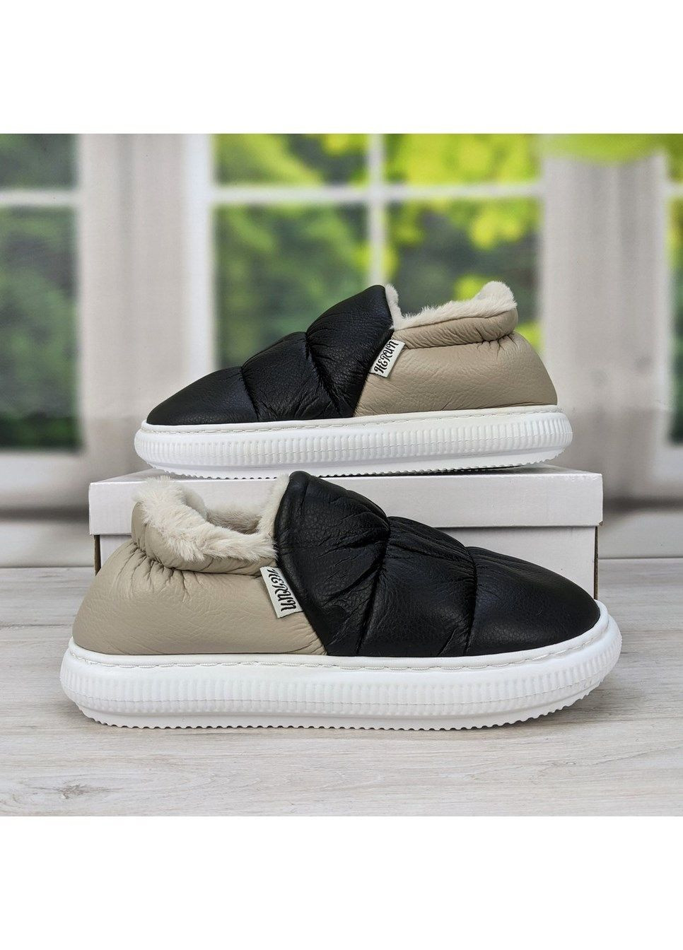 Тапочки чуні чоловічі на хутрі із закритим задником Lion (314996811)