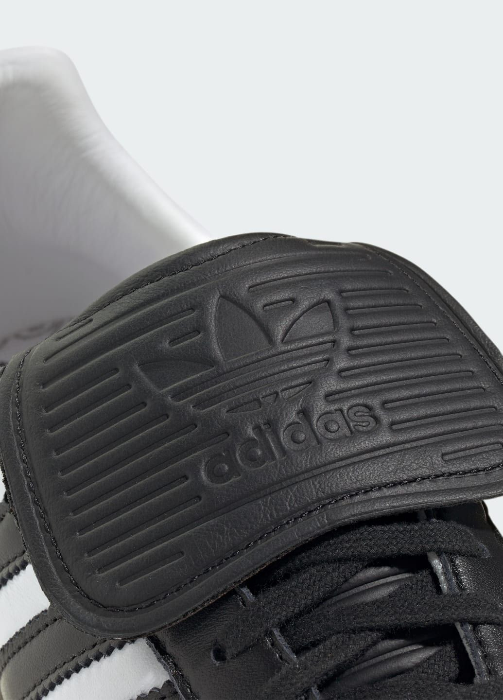 Белые летние кроссовки samba lt adidas