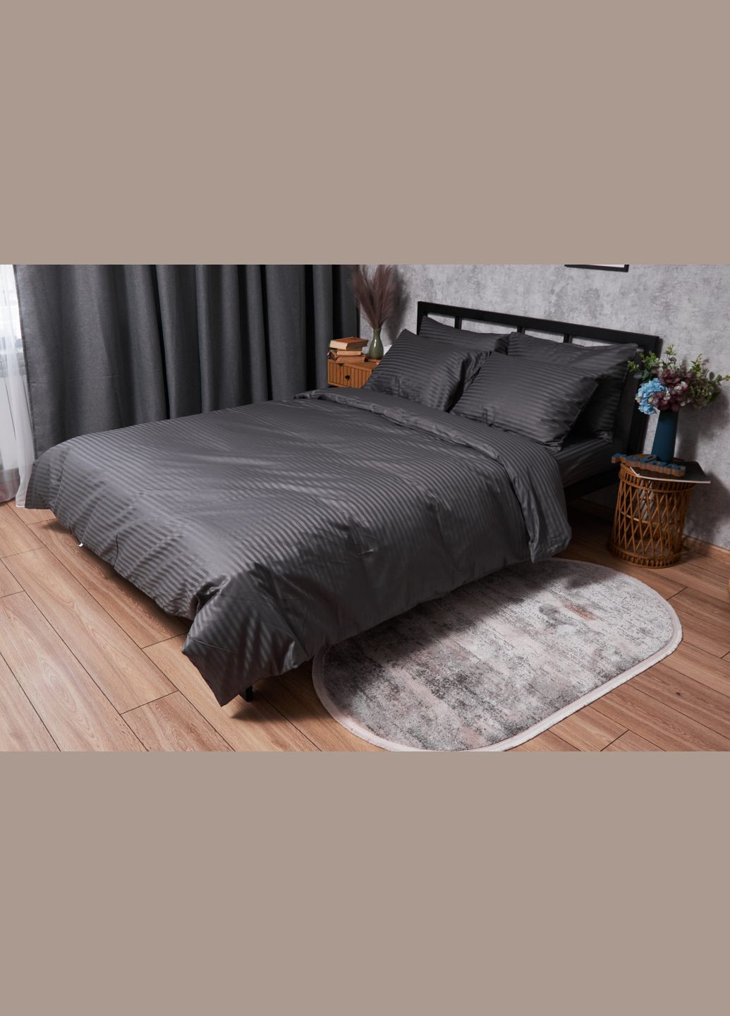 Комплект постільної білизни Satin Stripe сімейний 143х210х2 наволочки 2х40х60 (MS-820003700) Moon&Star Stripe Black (288043259)