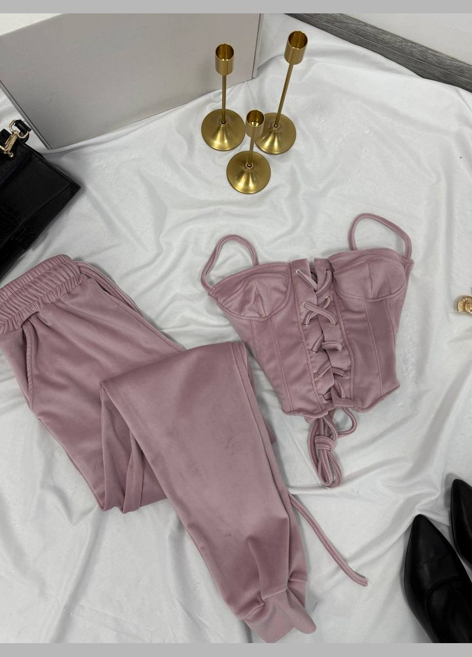 Жіночий пудровий костюм No Brand (335814173)