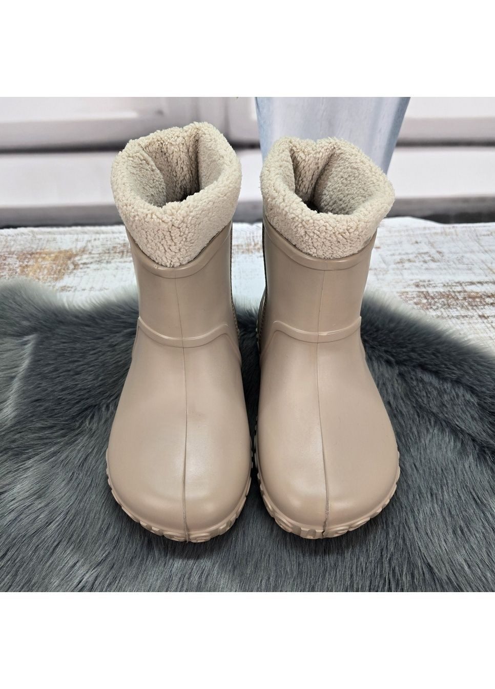 Зимние сапоги женские пена светло-бежевые с меховой вставкой Gipanis
