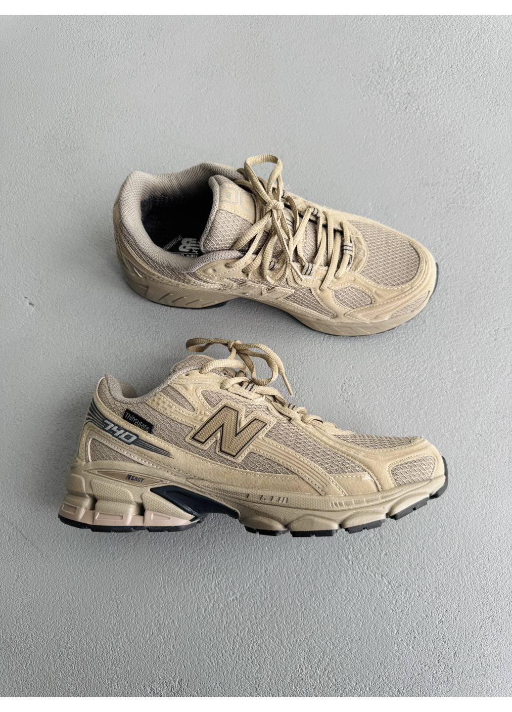 Бежевые демисезонные кроссовки мужские new balance 740 beige gore-tex нью беланс 740 No Brand