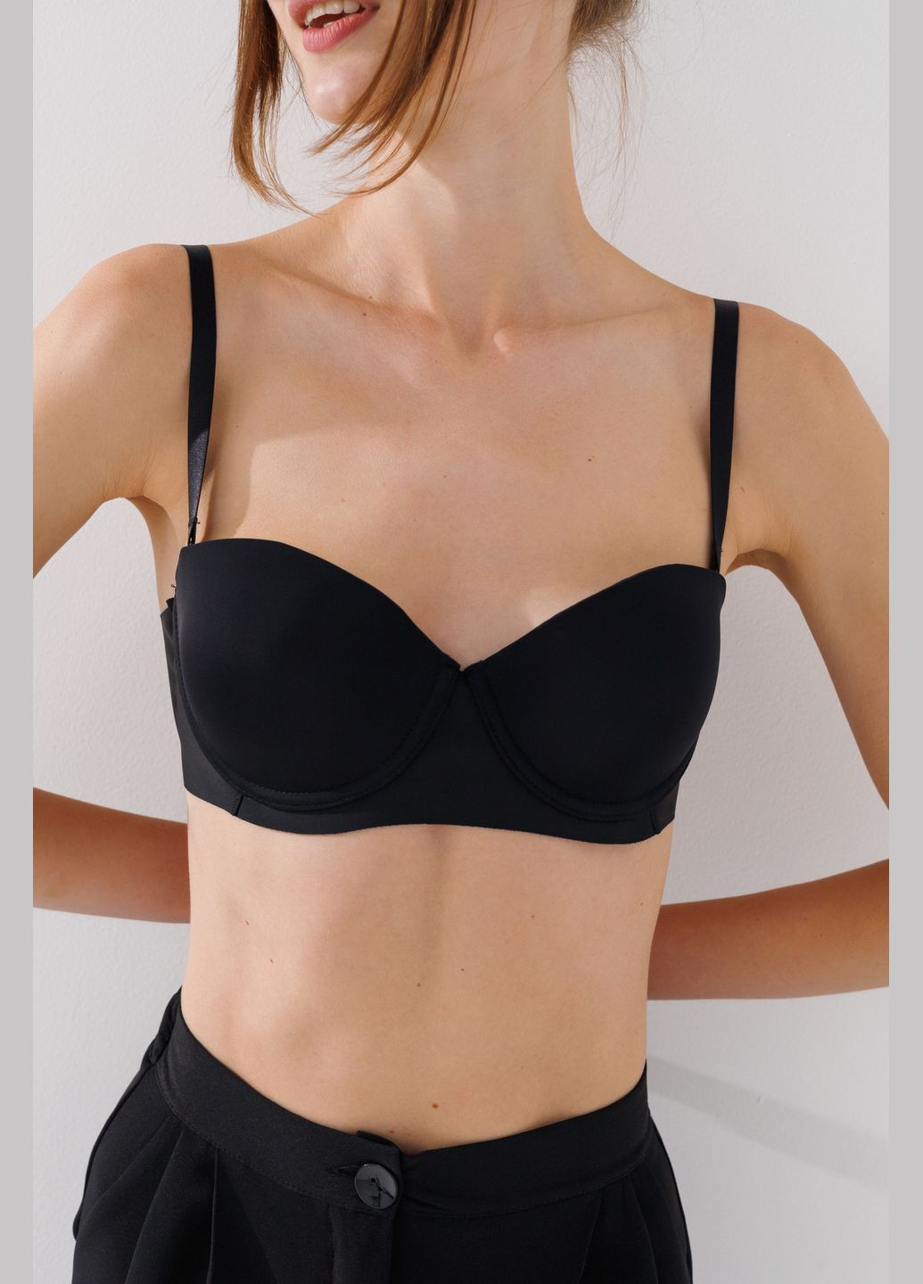 Чёрный бюстгальтер k0545 CHLX полиамид, спандекс