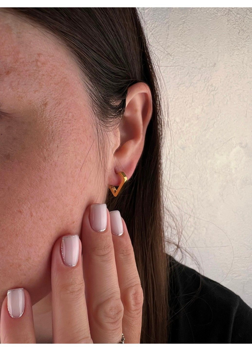 Сережки з позолотою із медичної сталі у вигляді діаманта ES-302 No Brand (299330492)