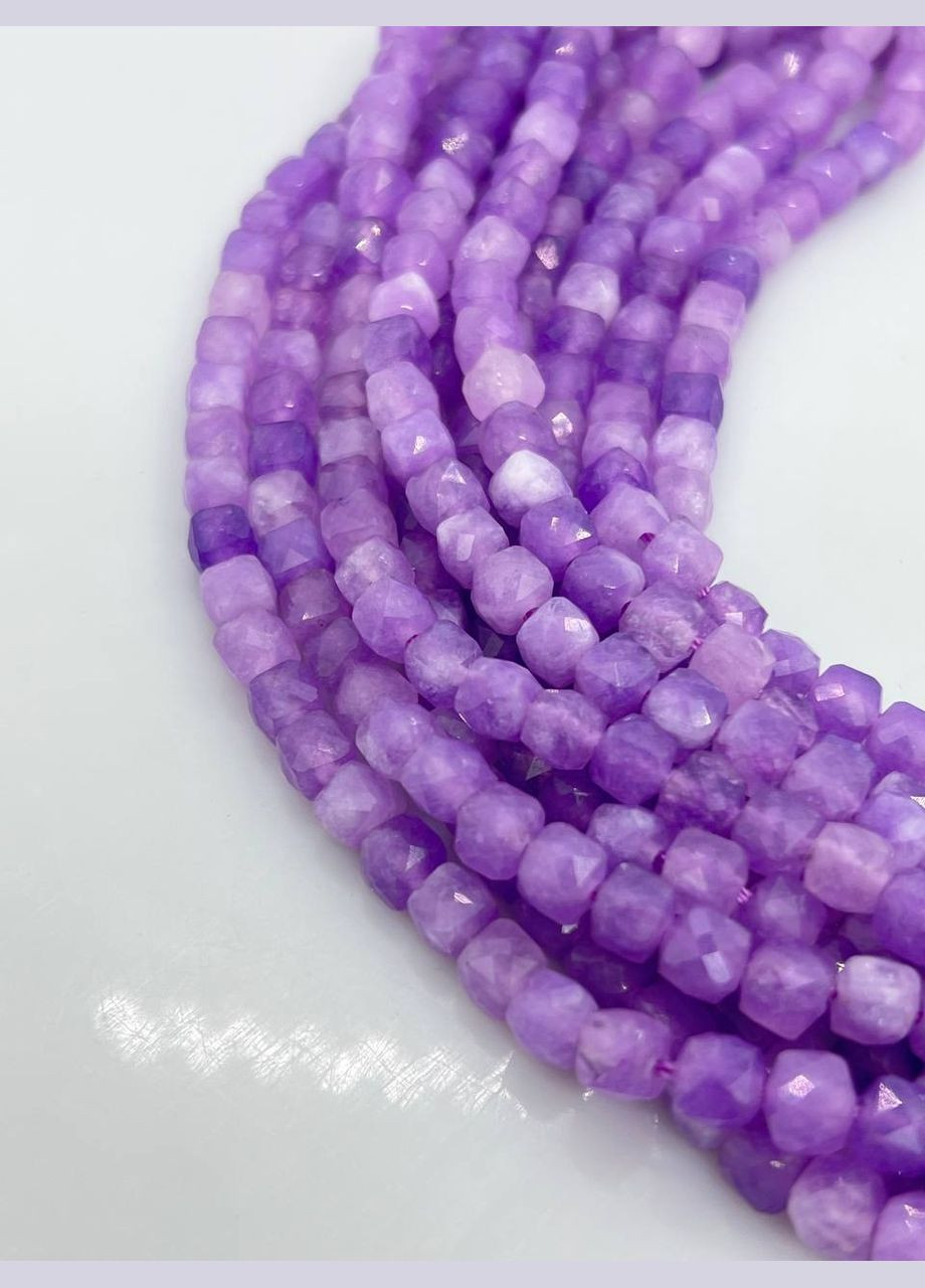 Аметист на нити без замка 5,5х5,5 мм 40 см No Brand (317403780)