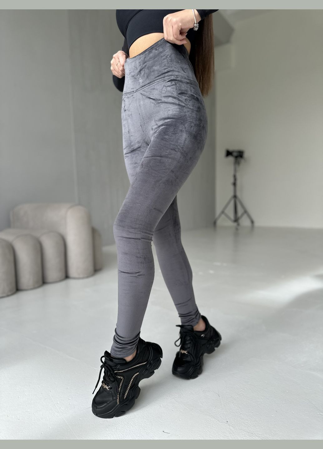 Серые демисезонные лосины велюр Soda