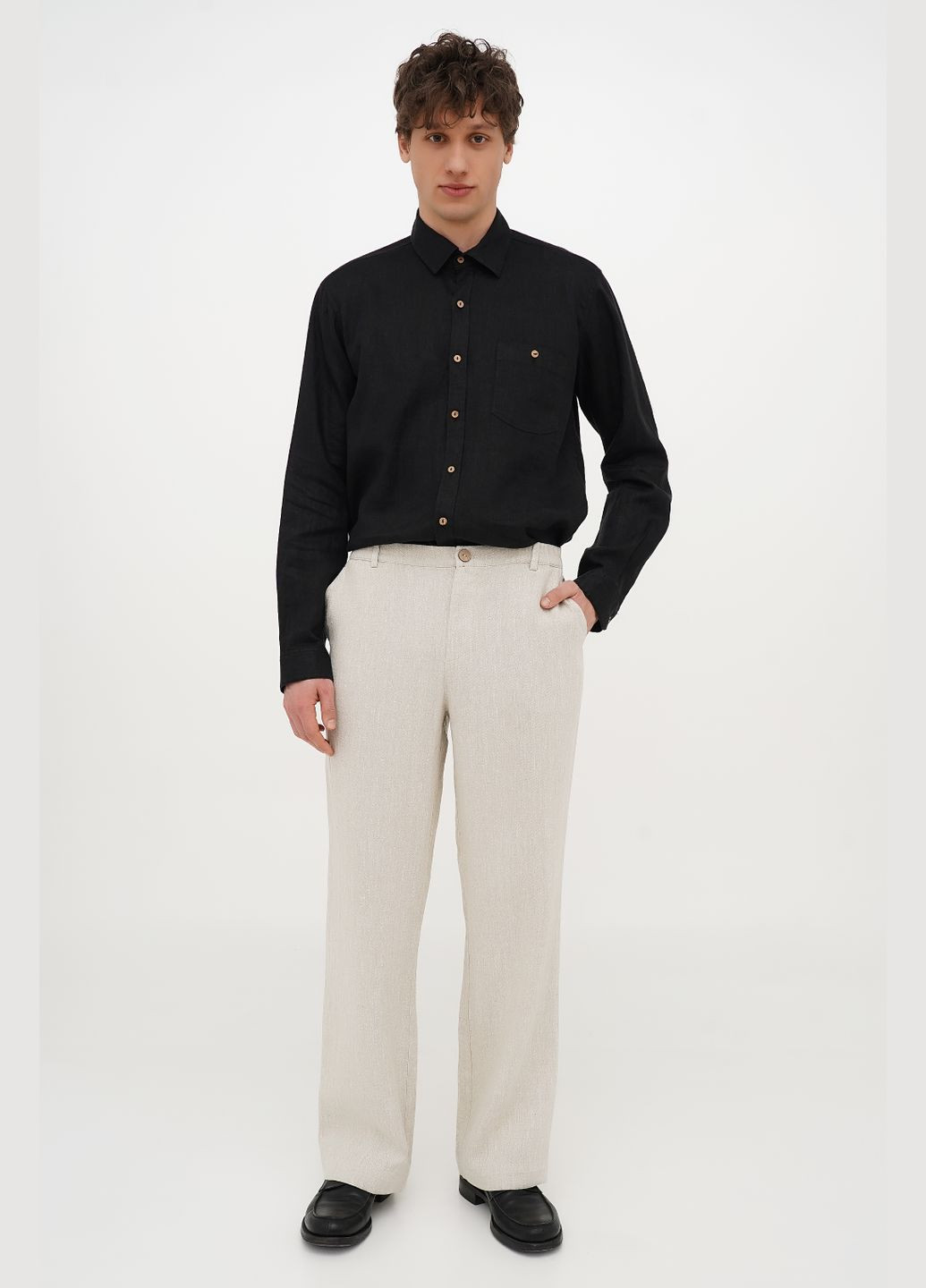 Прямые свободные мужские брюки из льна на резинке под ремень с карманами Диас. Бежевый, р.56, код 8349/56/330 ГАЛЕРЕЯ ЛЬОНУ (333164627)