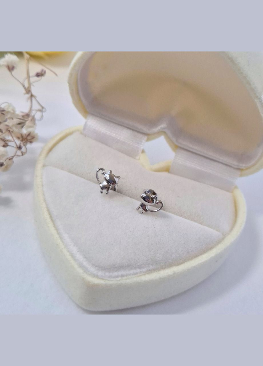 Серебряные сережки гвоздики на закрутках без камней Котики серебро 925 пробы Родированное 82820 0.95г No Brand (318093534)