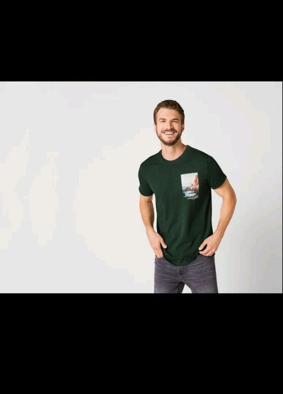 Темно-зелена футболка чоловіча. німеччина з коротким рукавом Livergy