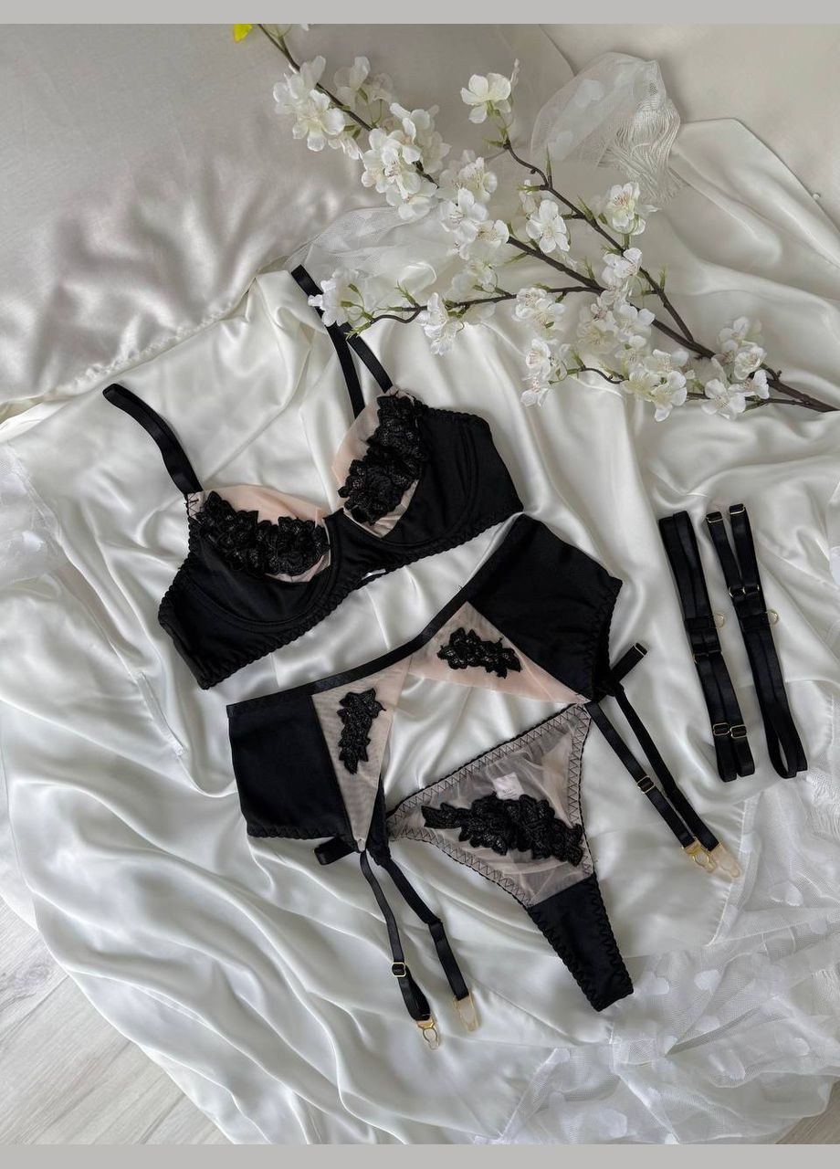 Чорний демісезонний спокусливий комплект з мереживними деталями No Brand