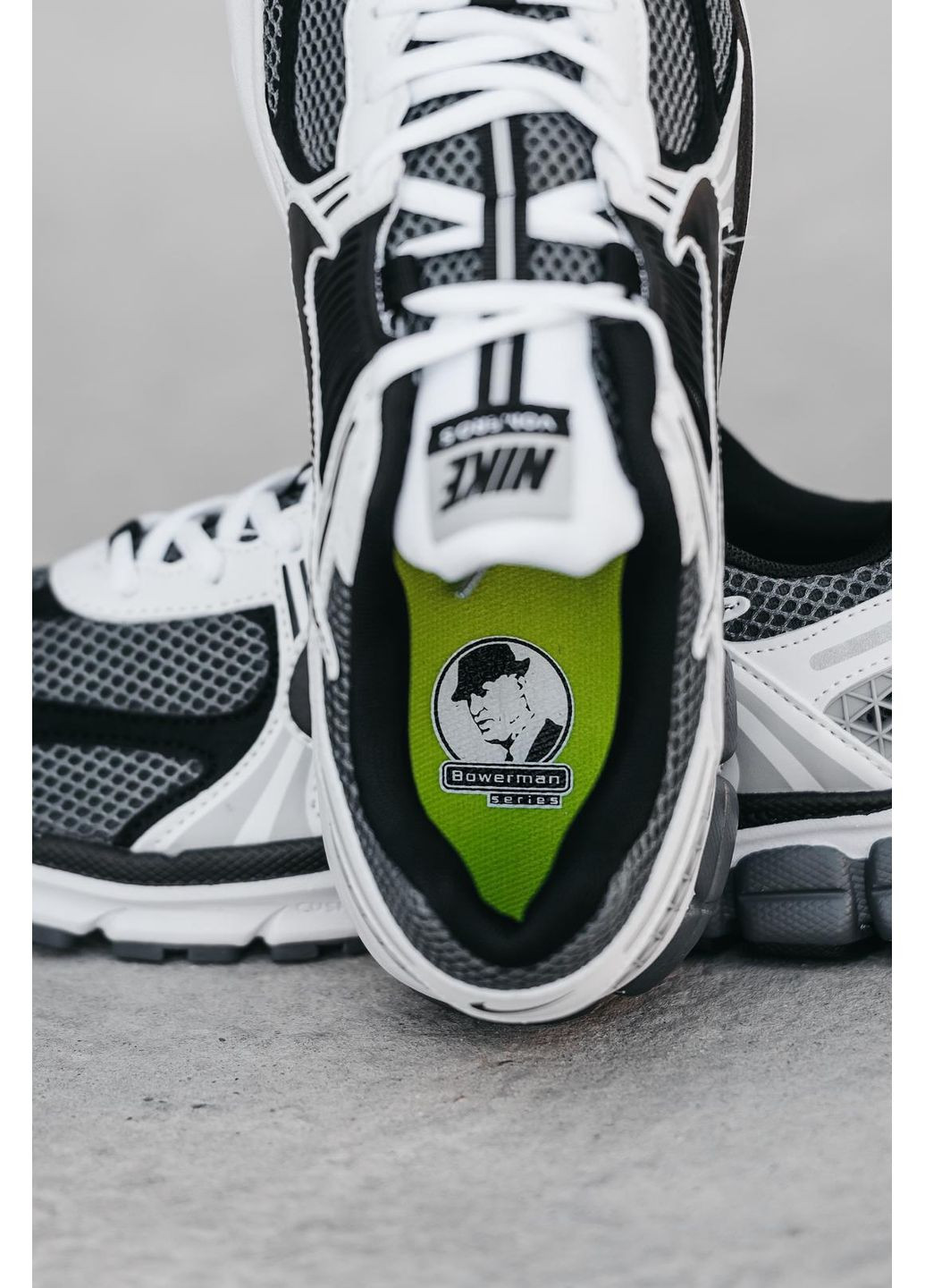 КРОСІВКИ ЖІНОЧІ NIKE ZOOM VOMERO 5 BLACK WHITE V2 НАЙК АІР ЗУМ ВОМЕРО 5 No Brand чорні демісезони (369392469)