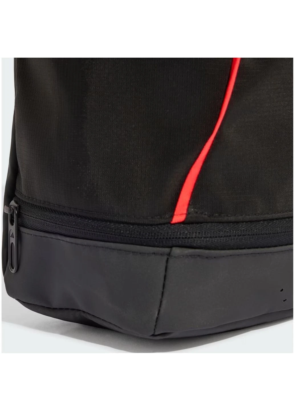 Сумка для обуви 11,8L черно-красно-белая KR8344 adidas PREDATOR (400770397)