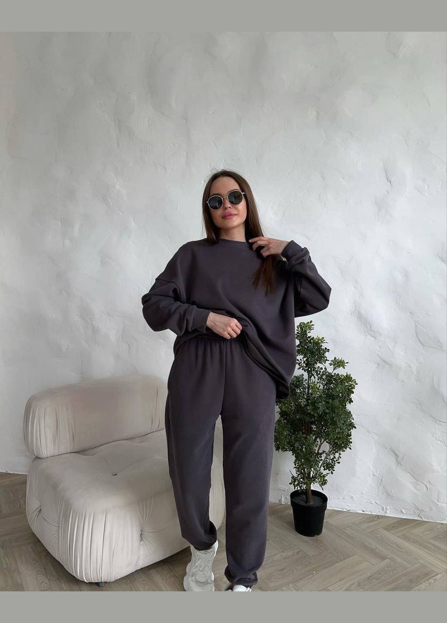 Повсякденний графітовий костюм-двійка вільного крою, комфортний та стильний – ідеальний вибір для щоденних зручних образів. No Brand 355-4 (317644894)