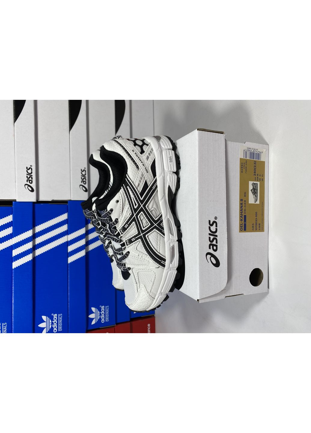 Черные демисезонные кроссовки мужские asics gel-kahana 8 white black асикс гель кахано No Brand