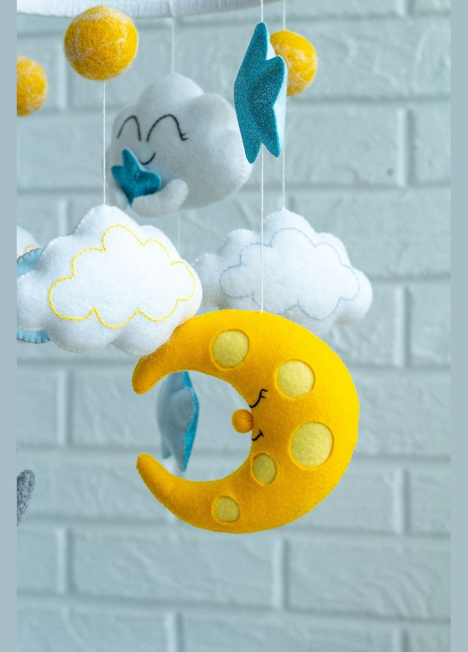 Дитячий мобіль на ліжечко для немовлят ручної роботи WooolyWool «Мишеня» No Brand (342757945)